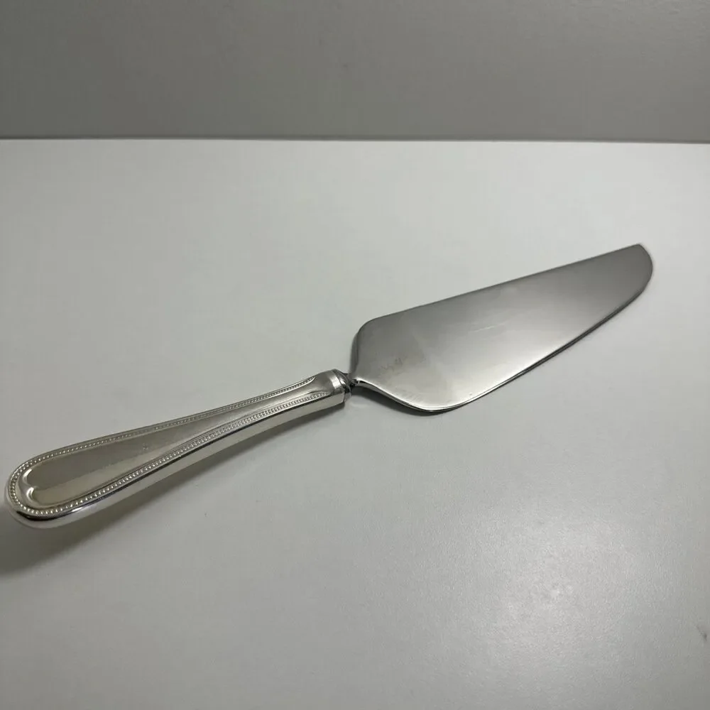 Reed & Barton Beaded English Gentry Silverplate Pie Cake Server 10-3/4